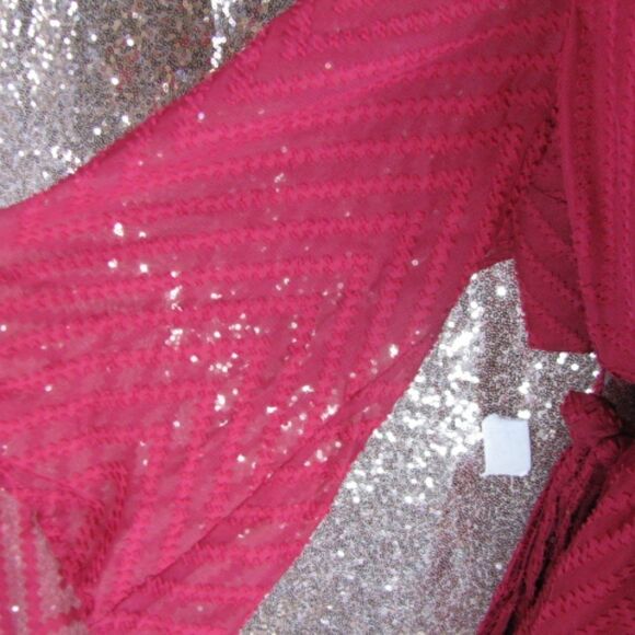 NWT BloomChic wrap top - Picture 6 of 9